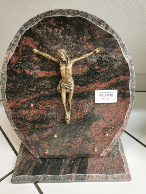 16499416792338919070081383130774